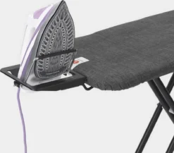 Brabantia Strijkplank B - Met Strijkijzerhouder - 124x38 Cm - Denim Blue -Woonwinkel 1200x1055