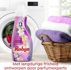 Robijn Creations Paarse Orchidee & Bosbessen Wasverzachter - 8 X 30 Wasbeurten - Voordeelverpakking -Woonwinkel 1200x1169 1