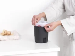 Brabantia NewIcon Wandprullenbak - 3 L - Matt Steel -Woonwinkel 1200x900 39