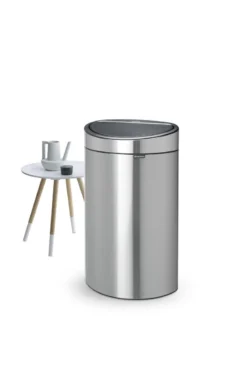Brabantia Touch Bin Prullenbak - 40 L - Matt Steel Fingerprint Proof -Woonwinkel 799x1200 9