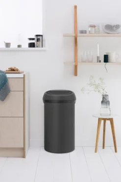 Brabantia Touch Bin Prullenbak - 60 L - Mineral Infinite Grey -Woonwinkel 800x1200 16
